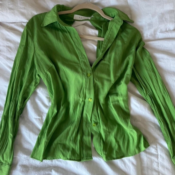 ASTR The Label- Romilda Tie Back Collared Top - Picture 5 of 7